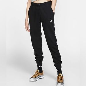 Nike Sweatpants
